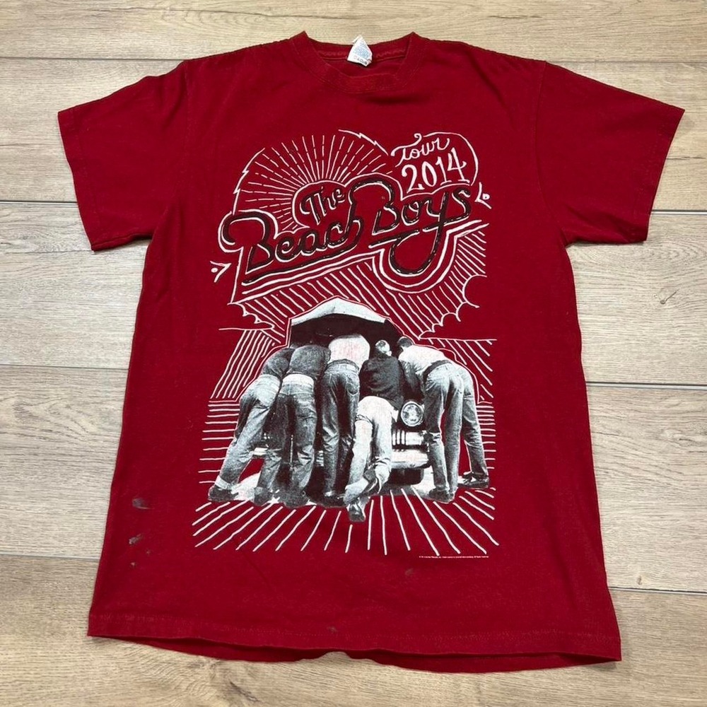 Vintage 00s The Beach Boys graphic tour band tee shirt